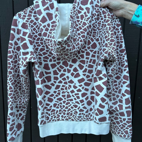 Volcom zip hoodie, Giraffe print - Picture 4 of 4